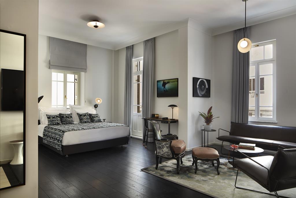 Junior Suite with balcony — photo 2